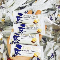 BÁNH SỮA CHUA GIÒN 50 cái tặng thêm 6 cái