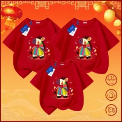 【Bộ gia đình phiên bản giới hạn năm Ngựa】Áo phông cotton thoải mái màu đỏ NASA Họa tiết ngựa con cầu vồng năm mới 2026, áo cộc tay phong cách casual cho gia đình 3 người