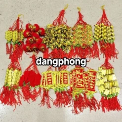 Combo sĩ giá xưởng 30-50- 100 dây treo tết ,liễn trang trí tết mẫu xịn,ngẫu nhiên,liễn treo cây mai