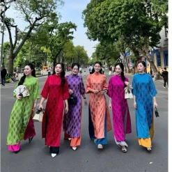 áo dài cách tân ( GẤM THỌ DƠI) tay lỡ dáng xuông đa dạng màu sắc trẻ trung nữ tính, áo dài chụp ảnh