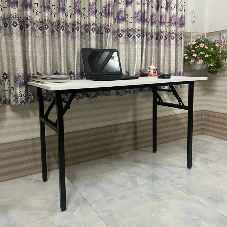 Bàn xếp gấp gọn , bàn học bàn làm việc đã lắp ráp sẵn , sơn tĩnh điện 2 lớp , liên kết chắc chắn