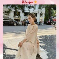 [ Áo Dài Tết 2026] Áo Dài Cách Tân Tơ Thêu Hoa Thụy Miên Dáng Suông Xưa Tết Cổ Đính Nơ Cao Cấp ADTA003 -Áo Dài Thảo Anh