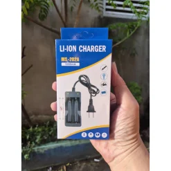 Bộ sạc pin đôi 18650 Automatic stop charger Li-ion dành cho pin 18650 / 14650